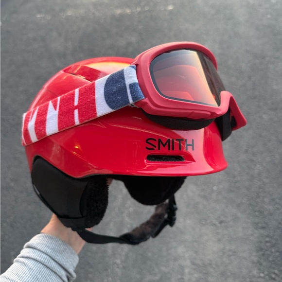 SMITH Red Kids MIPS Glide Jr. Helmet with Ski Goggles